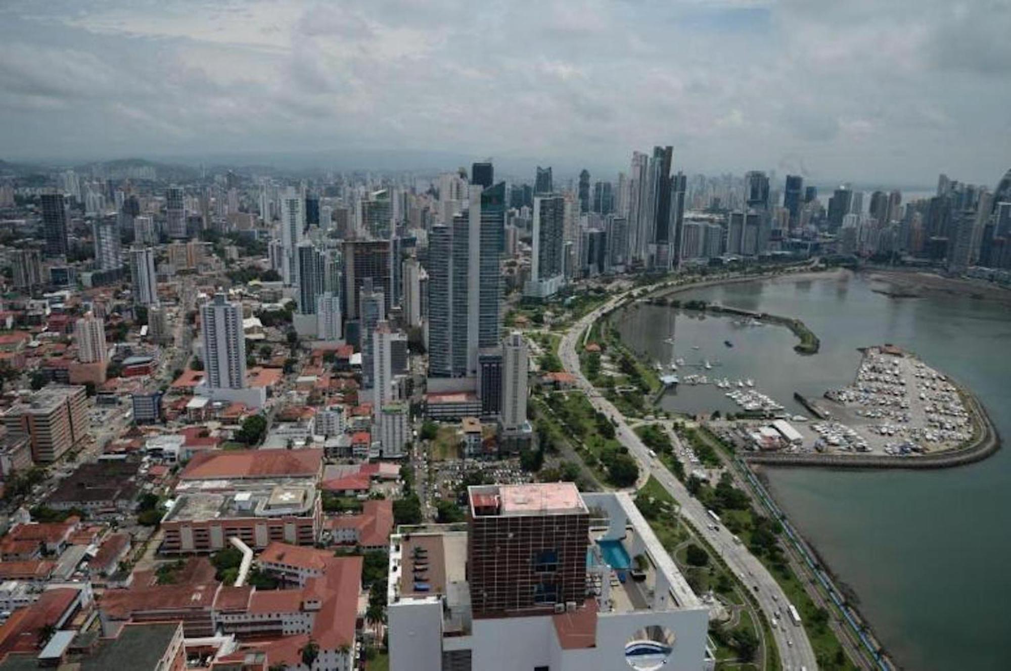 Hotel Pension Corona Panama City Exterior photo